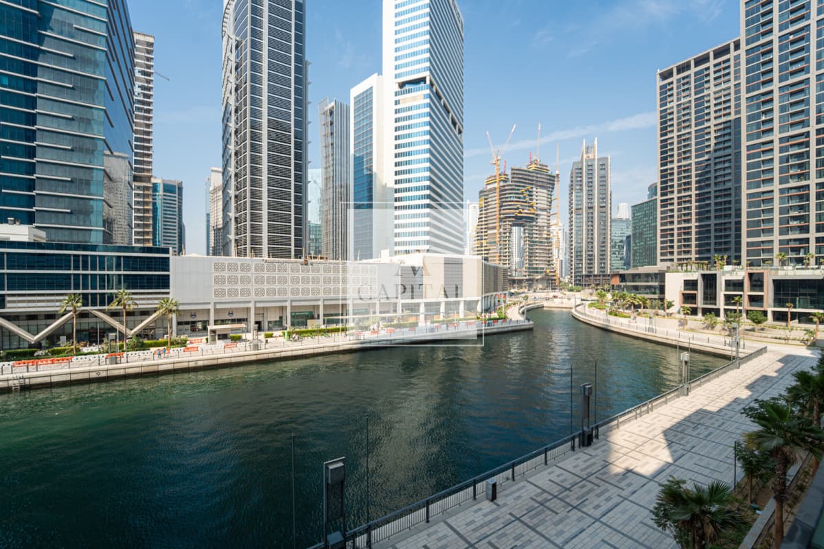 Private Waterfront  | Canal View |  2 Bed + Maid - 1
