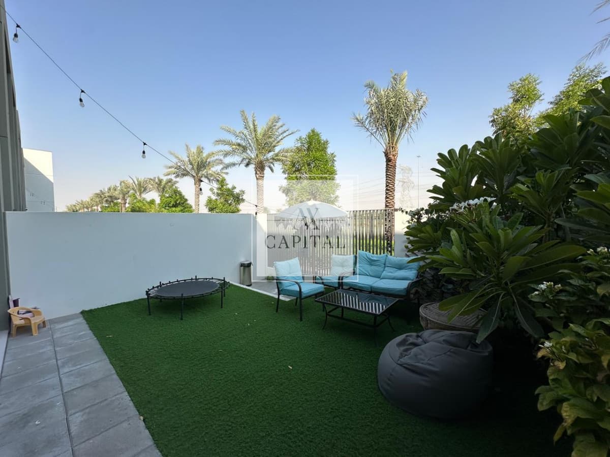 Middle Unit | Single Row | 3BR+Maid - 3