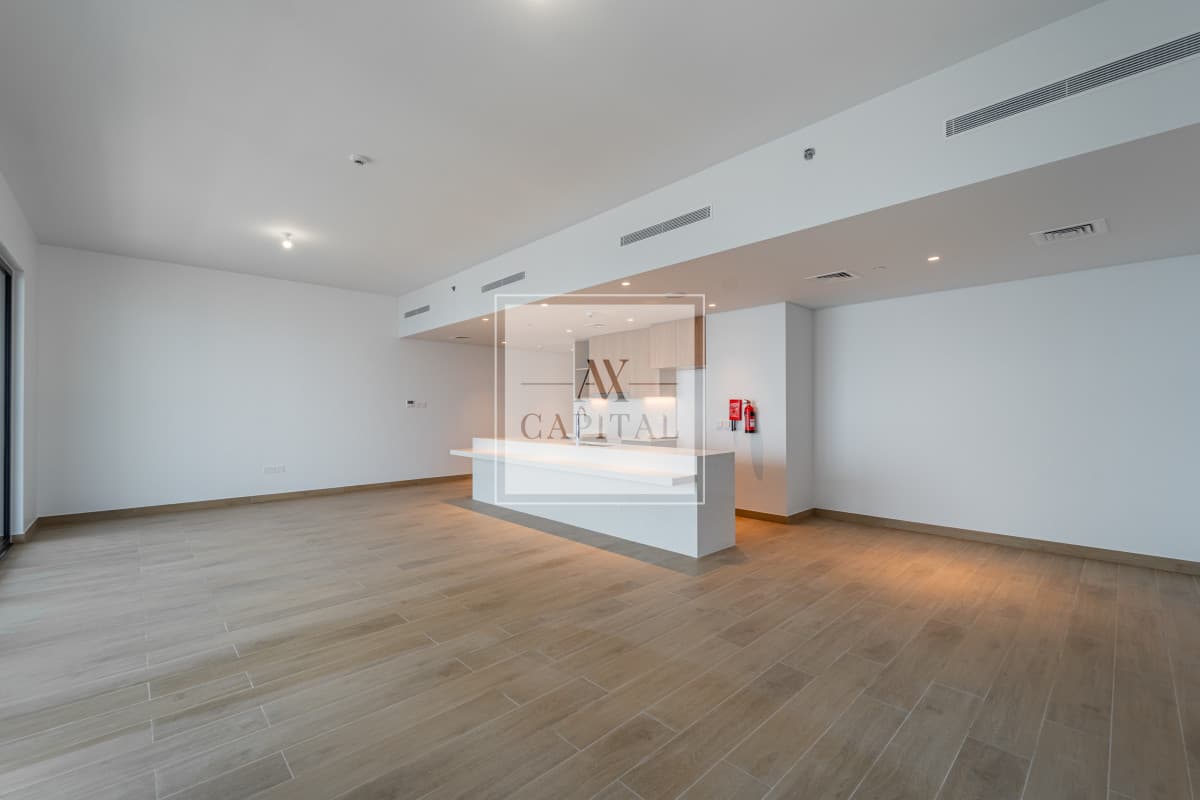 Sea and Burj Khalifa Skyline | Corner Unit - 3