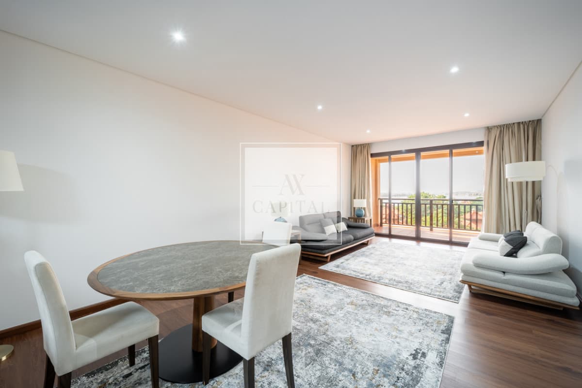 Full Palm View | Spacious | Mid Floor - 2