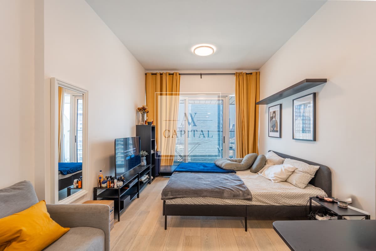 Prime Location | 12 cheques | Stunning View - 2
