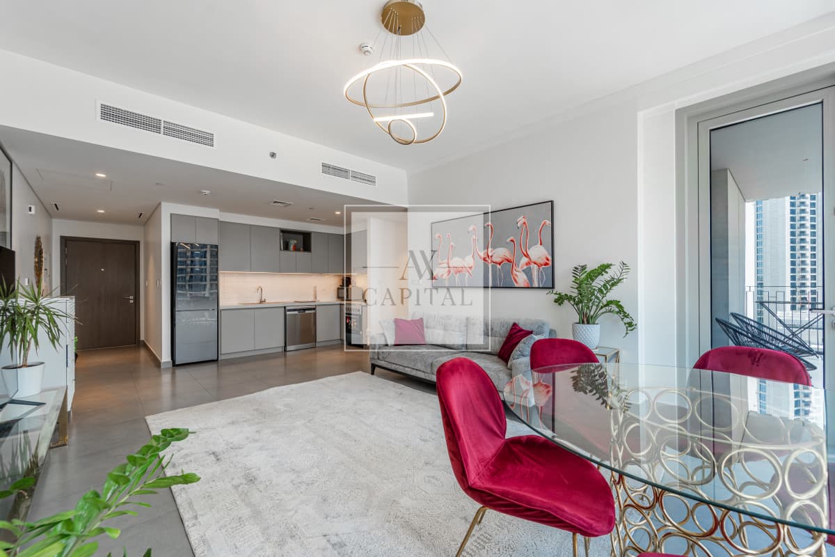 Rent | Furnished | Balcony | Pool | Mid Floor - 3