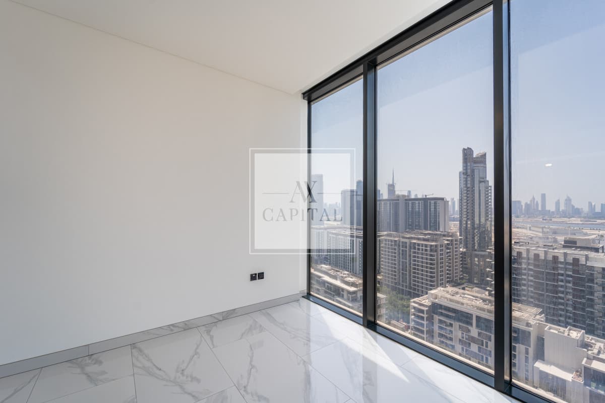 Vacant | High Floor | Skyline and Canal View - 2