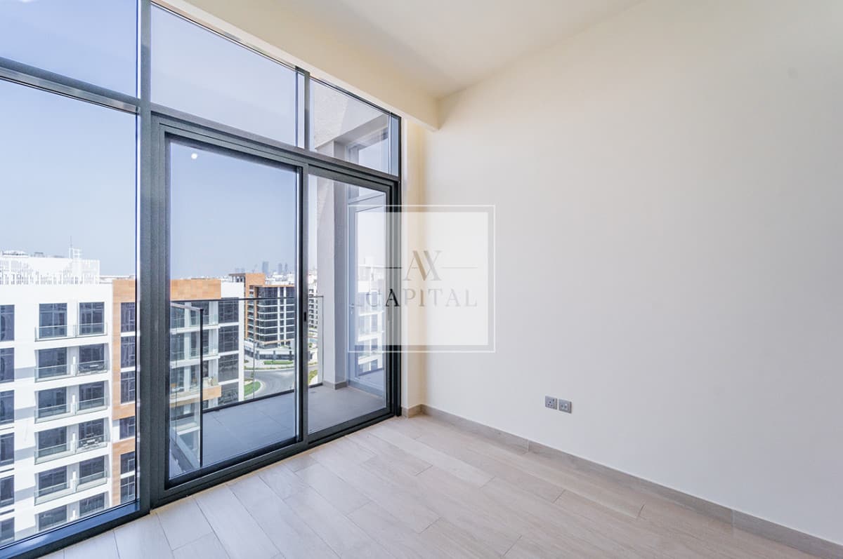 Vacant from Aug | Negotiable | High floor - 3