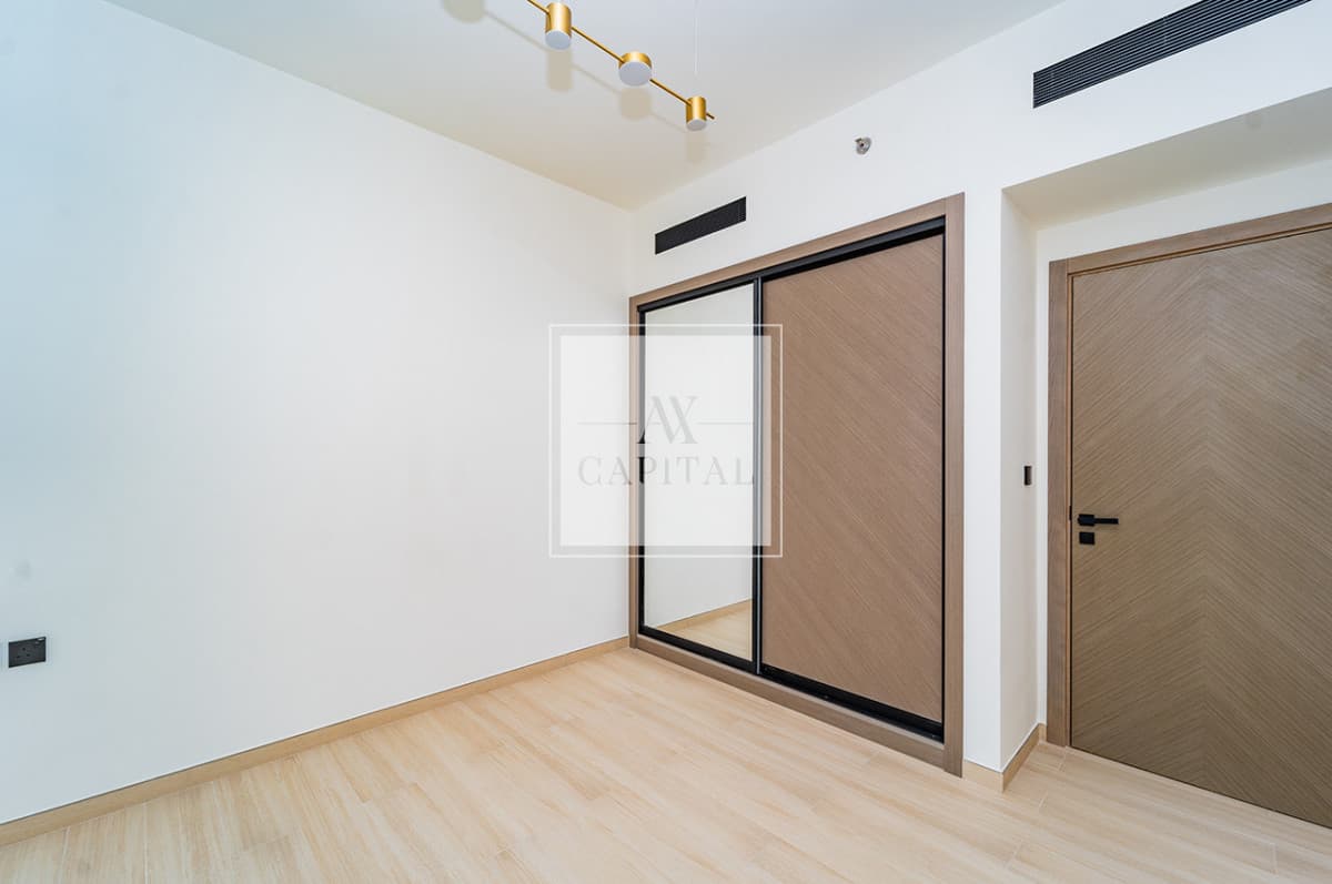 Pool View | Vacant Now | Best Price - 2