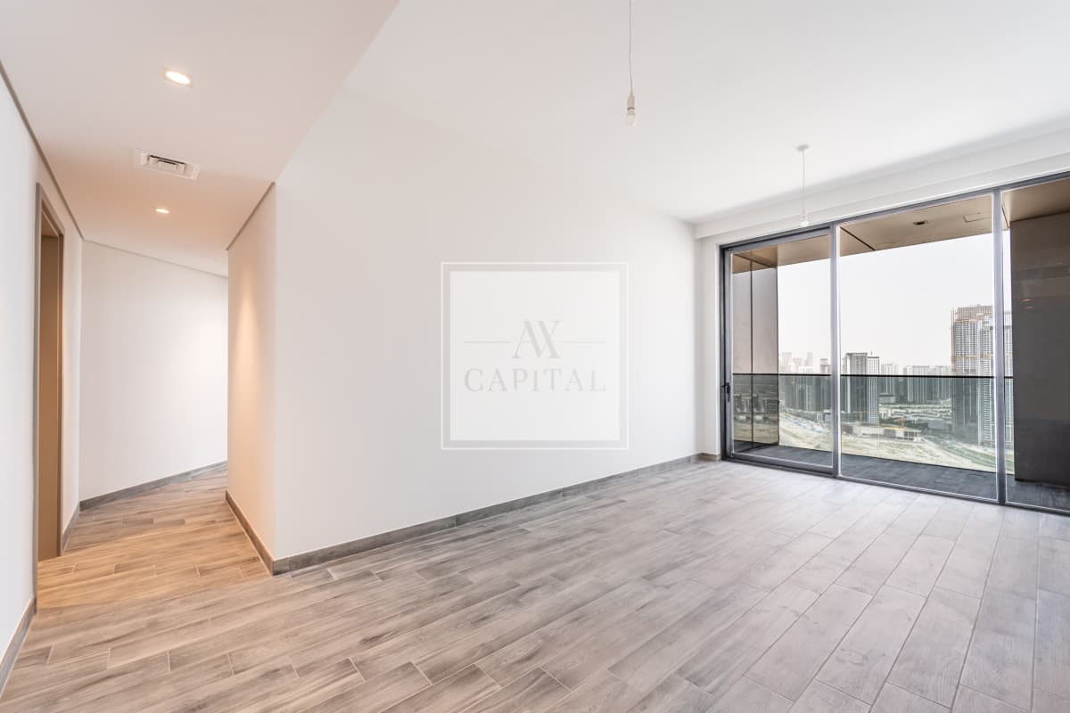 Luxury 1BR | High Floor | Spacious Layout - 3