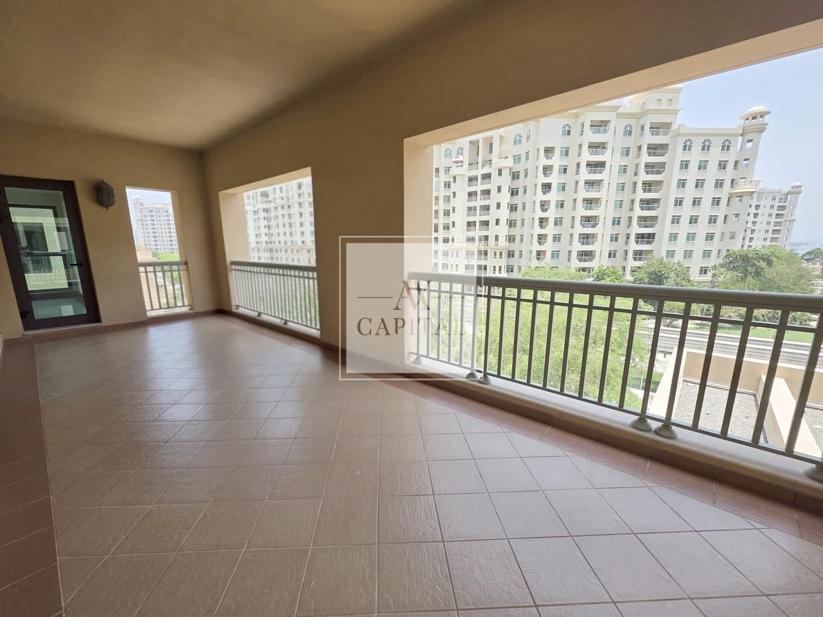 Golden Mile | 3 bedroom | Park Facing | Vacant - 3