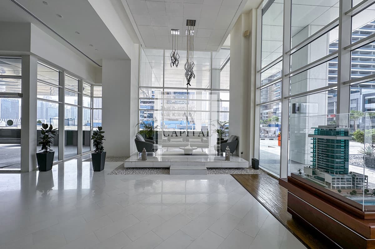 Move in ready  | Canal view | Balcony - 1