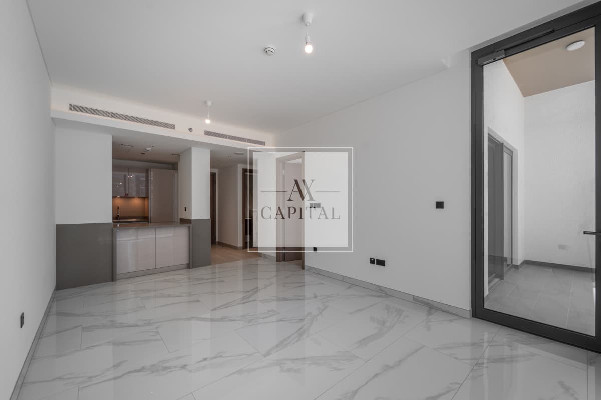 Bright open living | spacious 1-bedroom |Vacant - 3