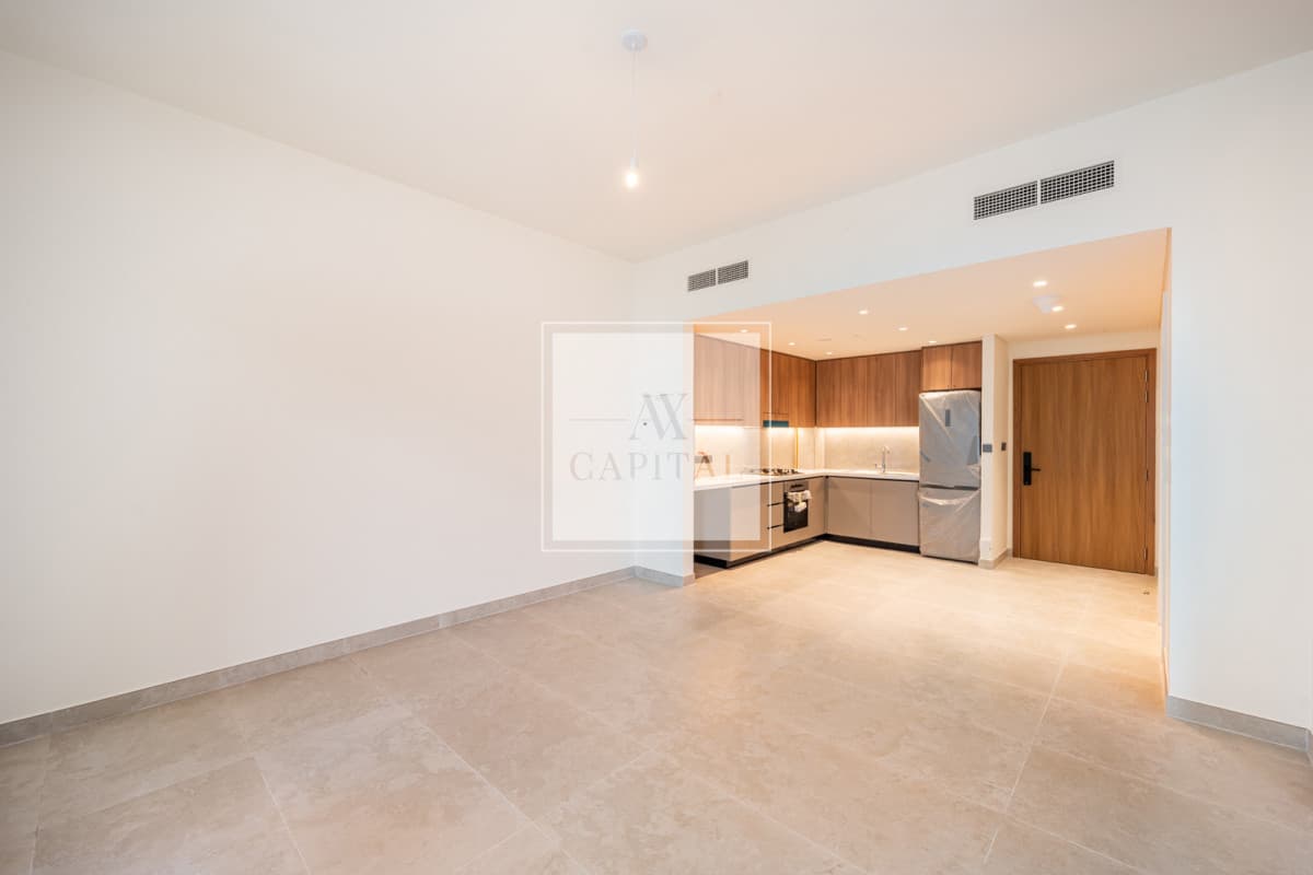 Open view | Bright | Bright | High floor - 2