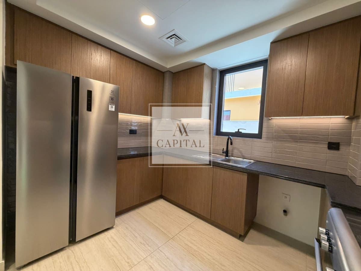 Prime Location | Brand New | Motivated Seller - 3