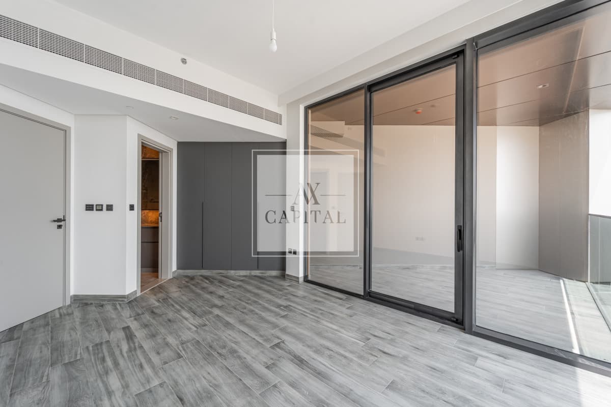 Brand New | High Floor | Creek Views