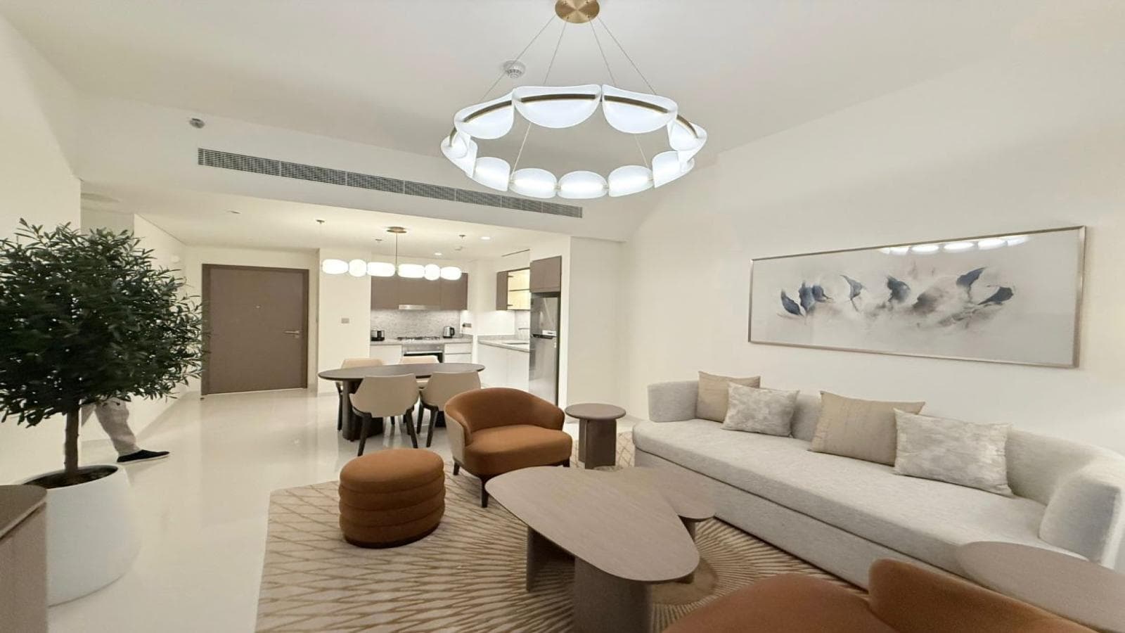 Upgraded 1BR | Fully Furnished | Beachfront