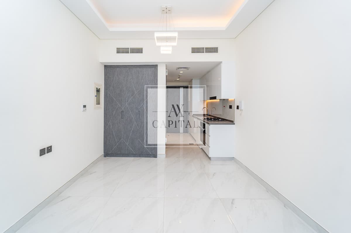 Negotiable | Exclusive | Available in August