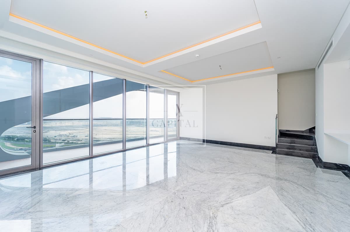 Spacious | Duplex | High Floor | Panoramic View