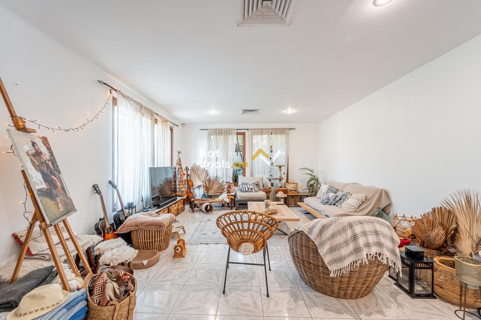 Corner Villa | Mixed Use | Tear Down Project