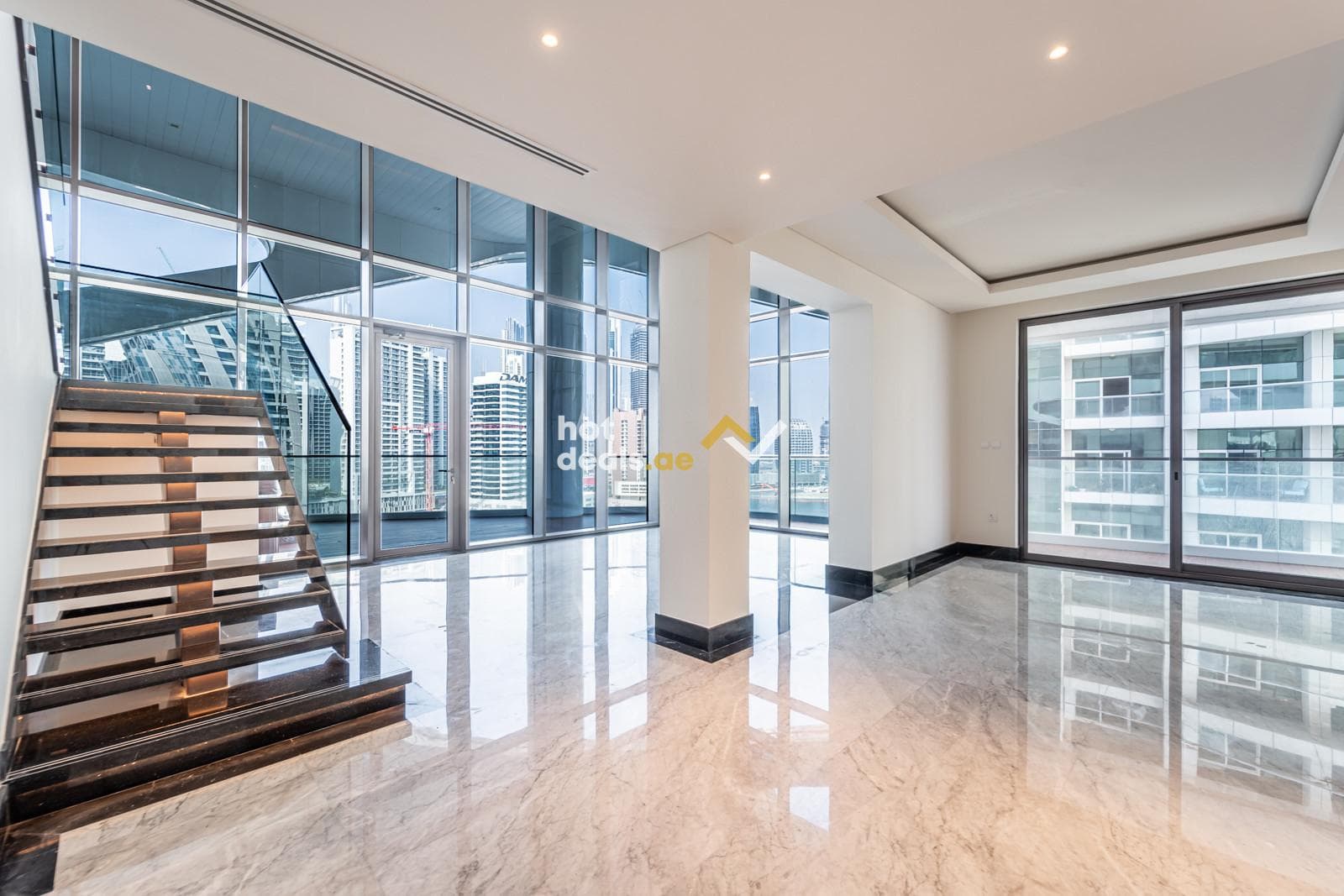 Burj Khalifa and Canal View | 3BR Duplex | Vacant