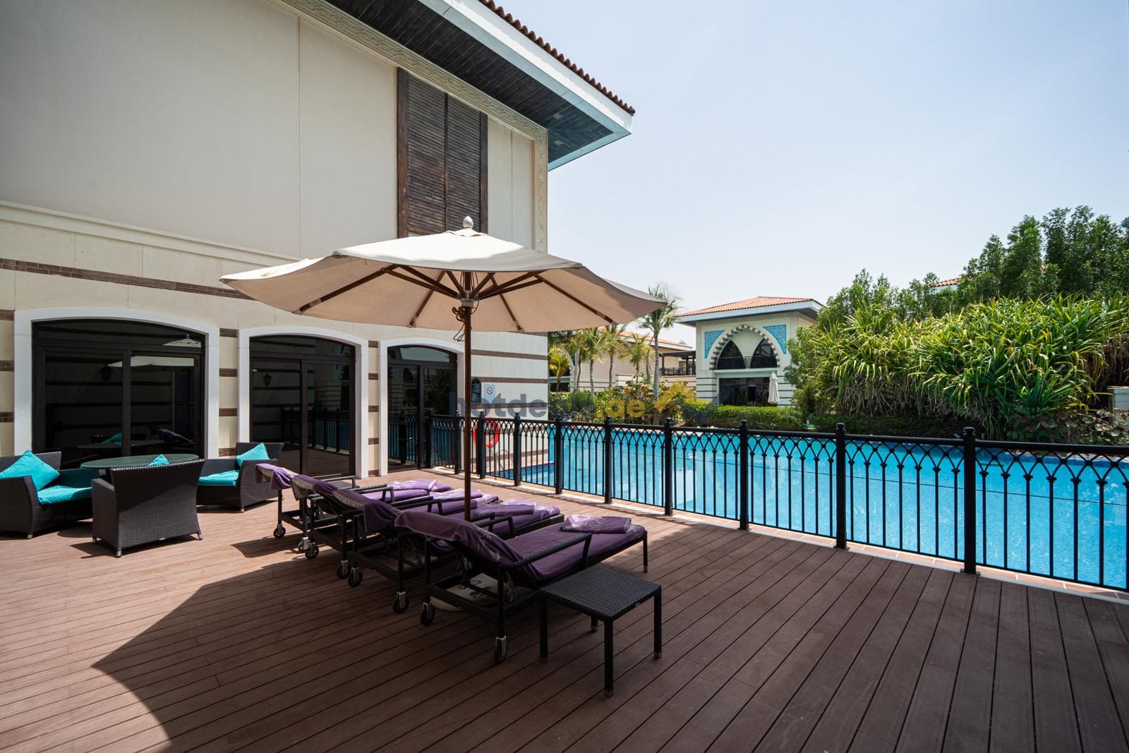 Private Pool | Vacant | Beach Access