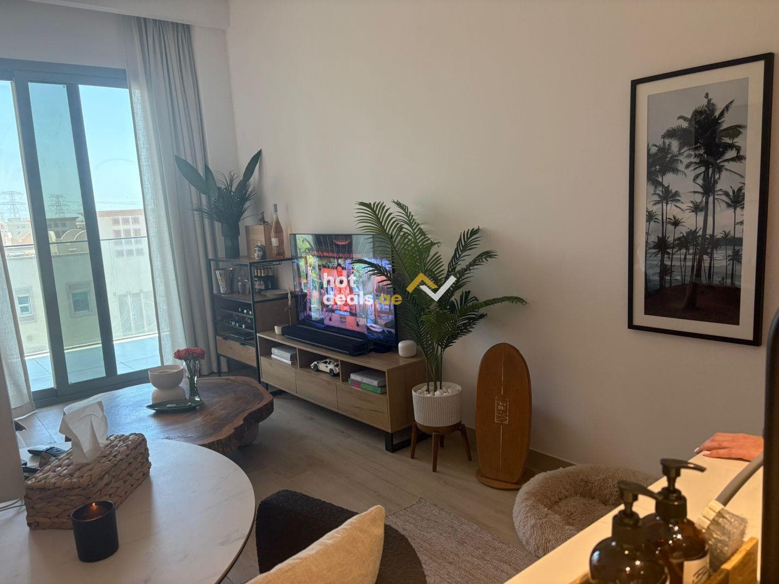 Bright 1BR with Study | JVT | Prime Location