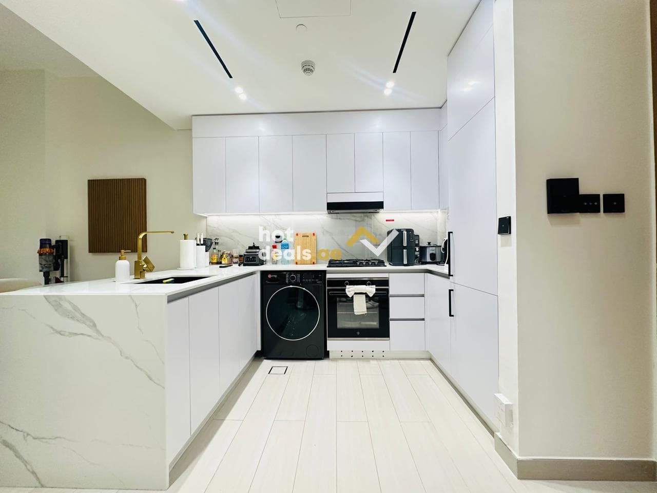 FURNISHED | READY TO MOVE | HIGHER FLOOR