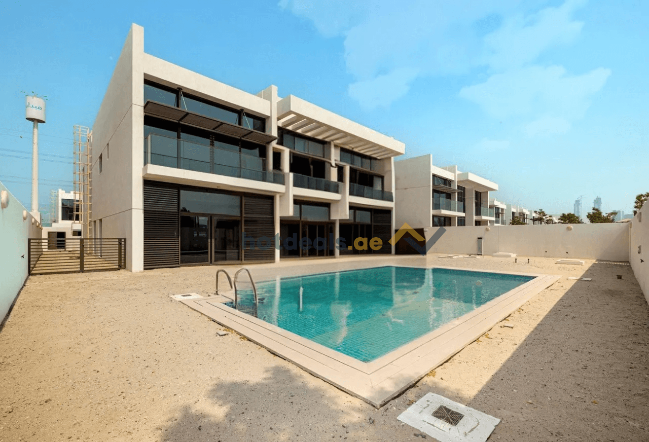 Lagoon view | Large Plot | Multiple options