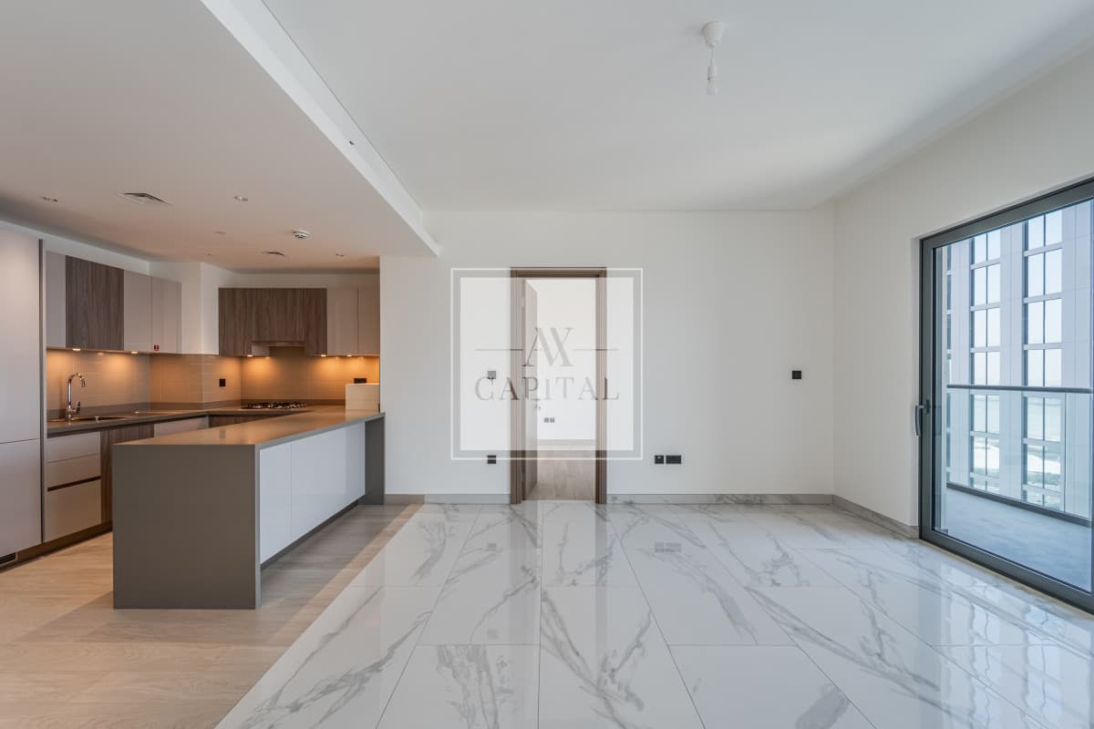 High Floor | Spacious | Skyline & Canal Views