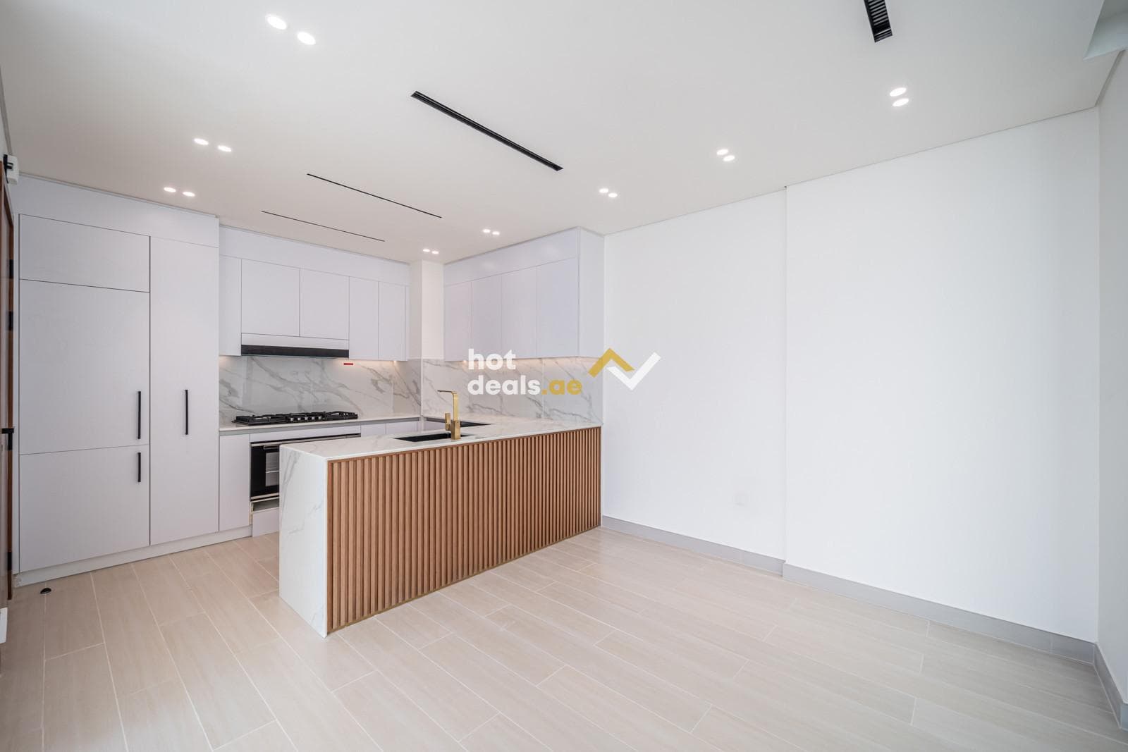 LARGE LAYOUT | EXCELLENT FINISHINGS | PLUNGE POOL