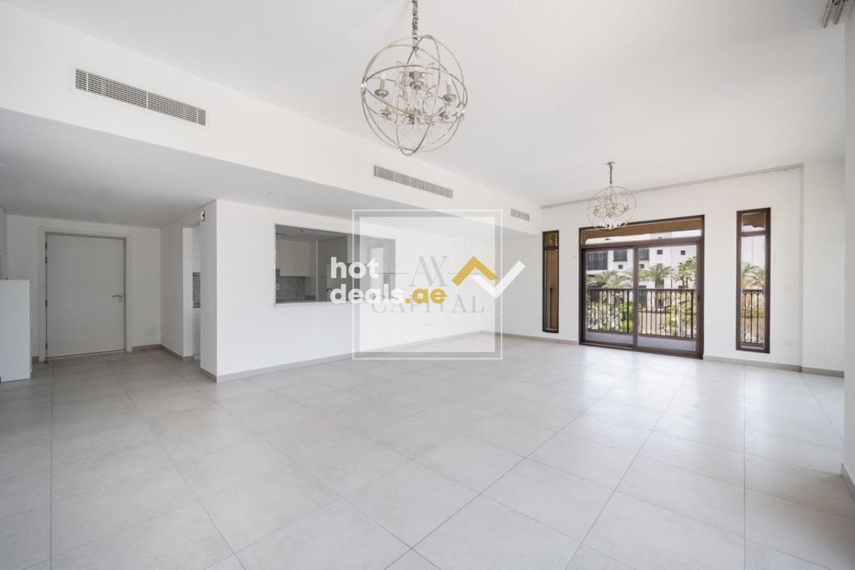 Vacant | 4BR + Maids | Burj Al Arab + Pool View