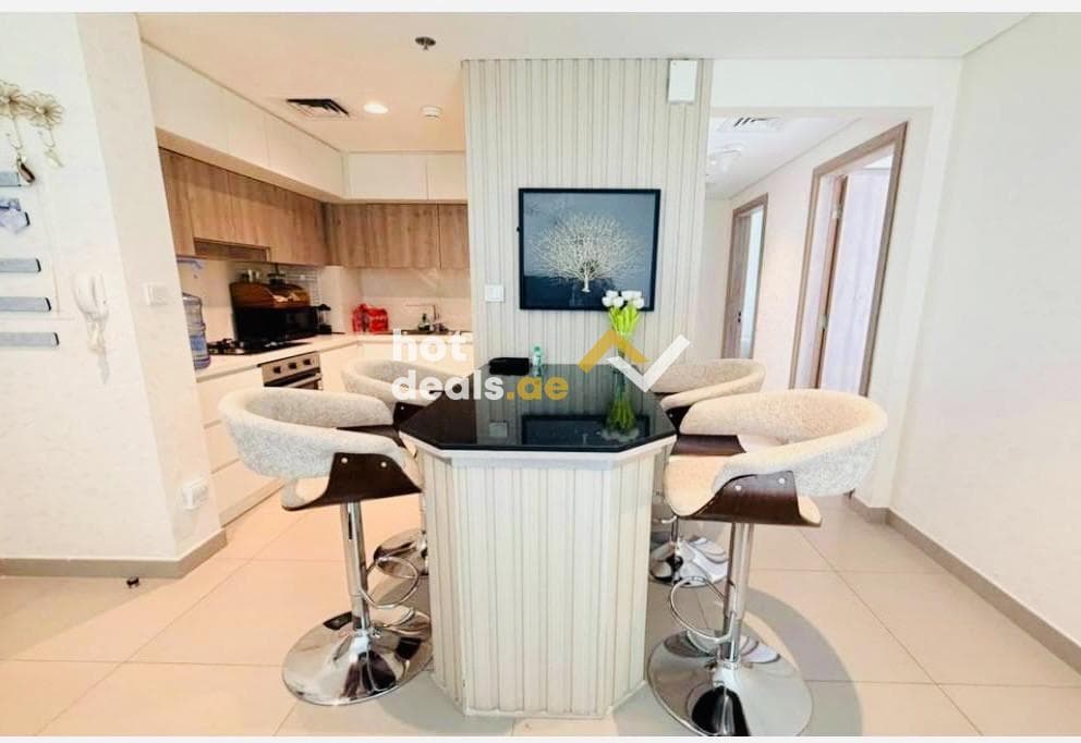 High floor l Close to Park l Furnished l Vacant