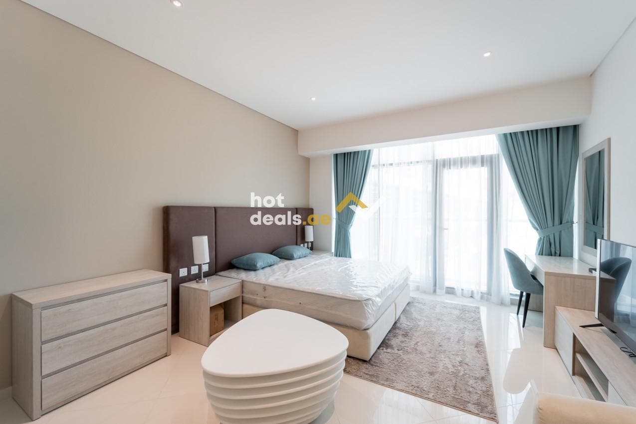 Fully Furnished | Spacious | Beach Access