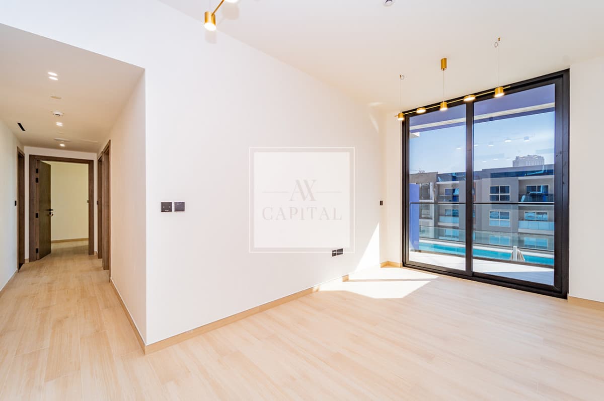 Pool View | Vacant Now | Best Price