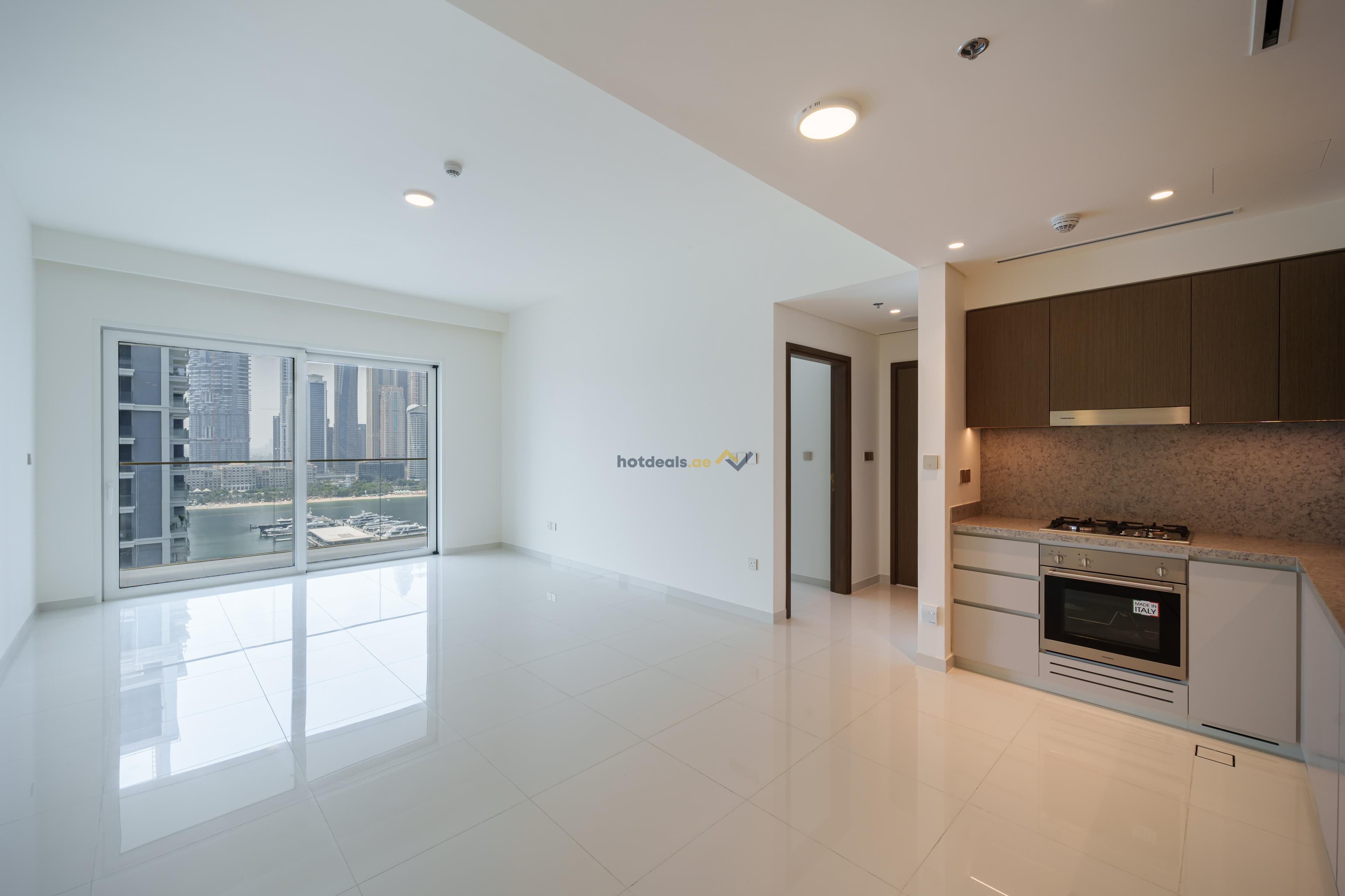 Sea View | High Floor | Beach | Balcony | Vacant