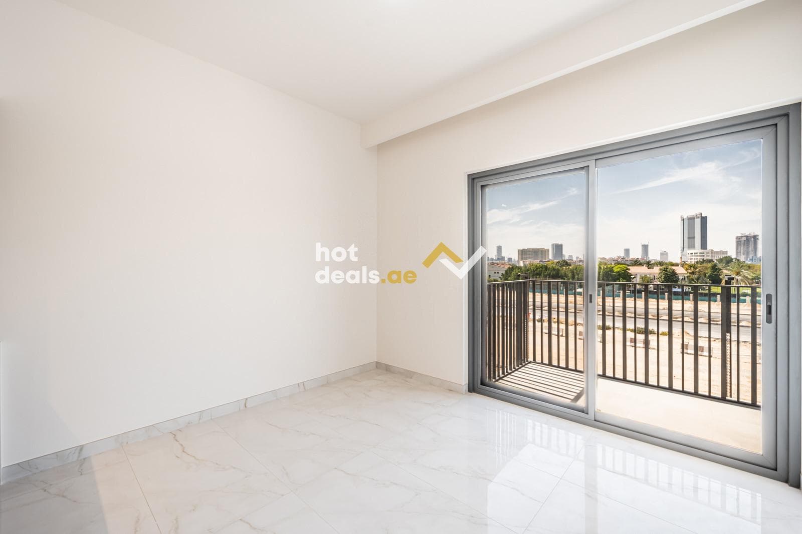 Brand New | Vacant | Pool View | Middle Floor