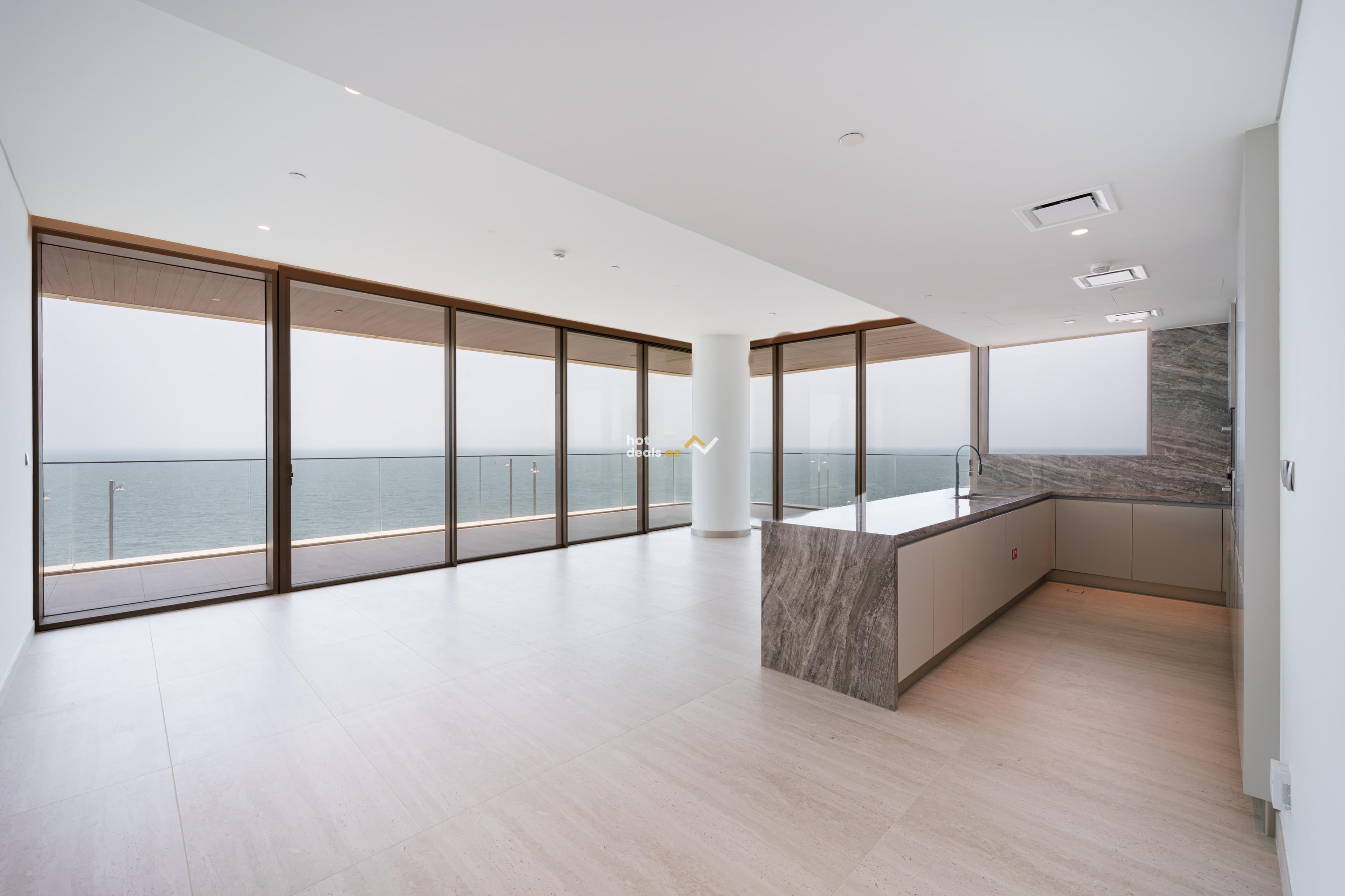 Luxury 2BR| Panoramic Sea View |Beachfront Living