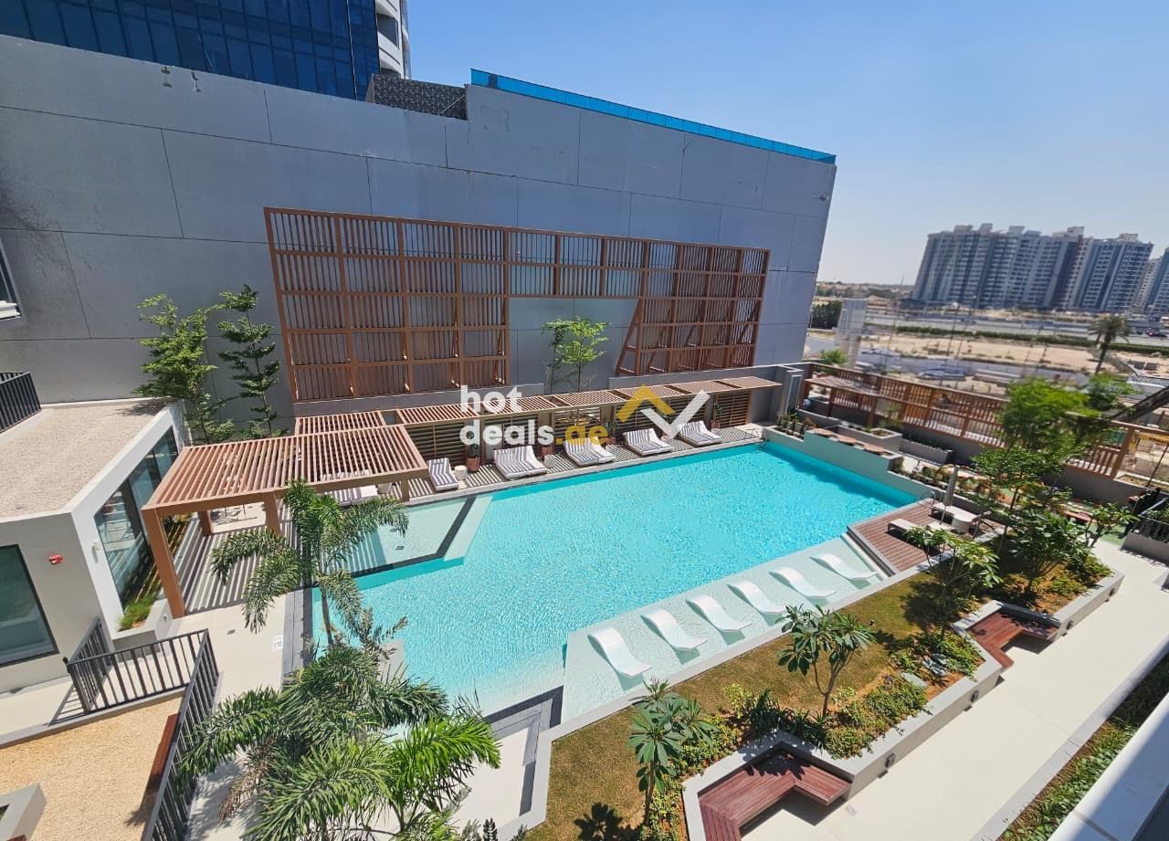 Negotiable | Ellington | Pool Facing