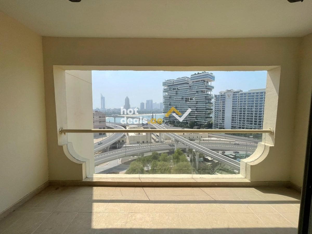 Huge 1 bedroom apartrment in Shoreline