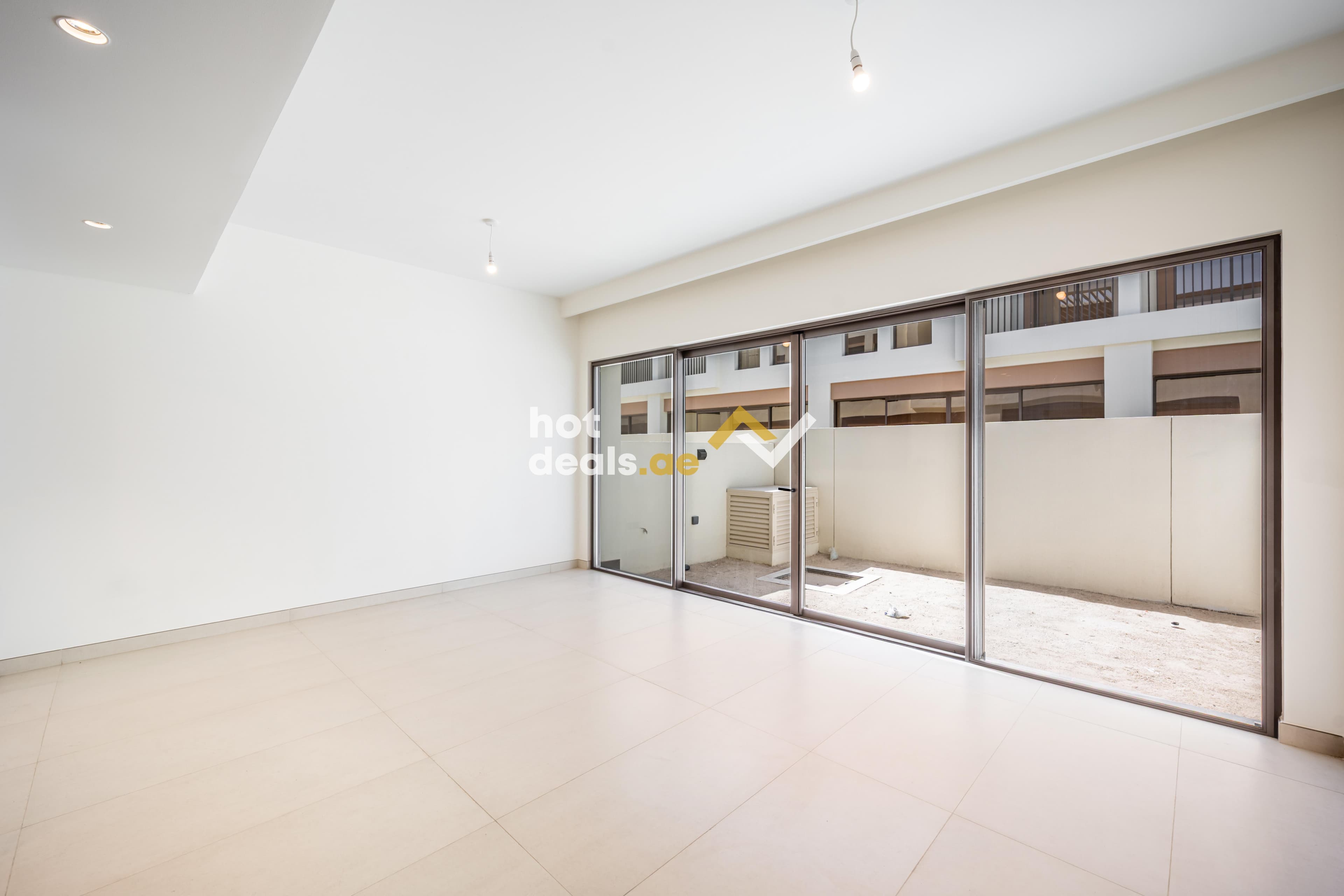 Prime Location | Motivated Seller | Single Row