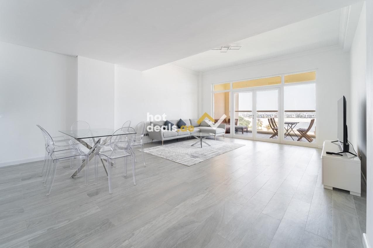 Panoramic Sea View| Fully Upgraded| Seaside Living
