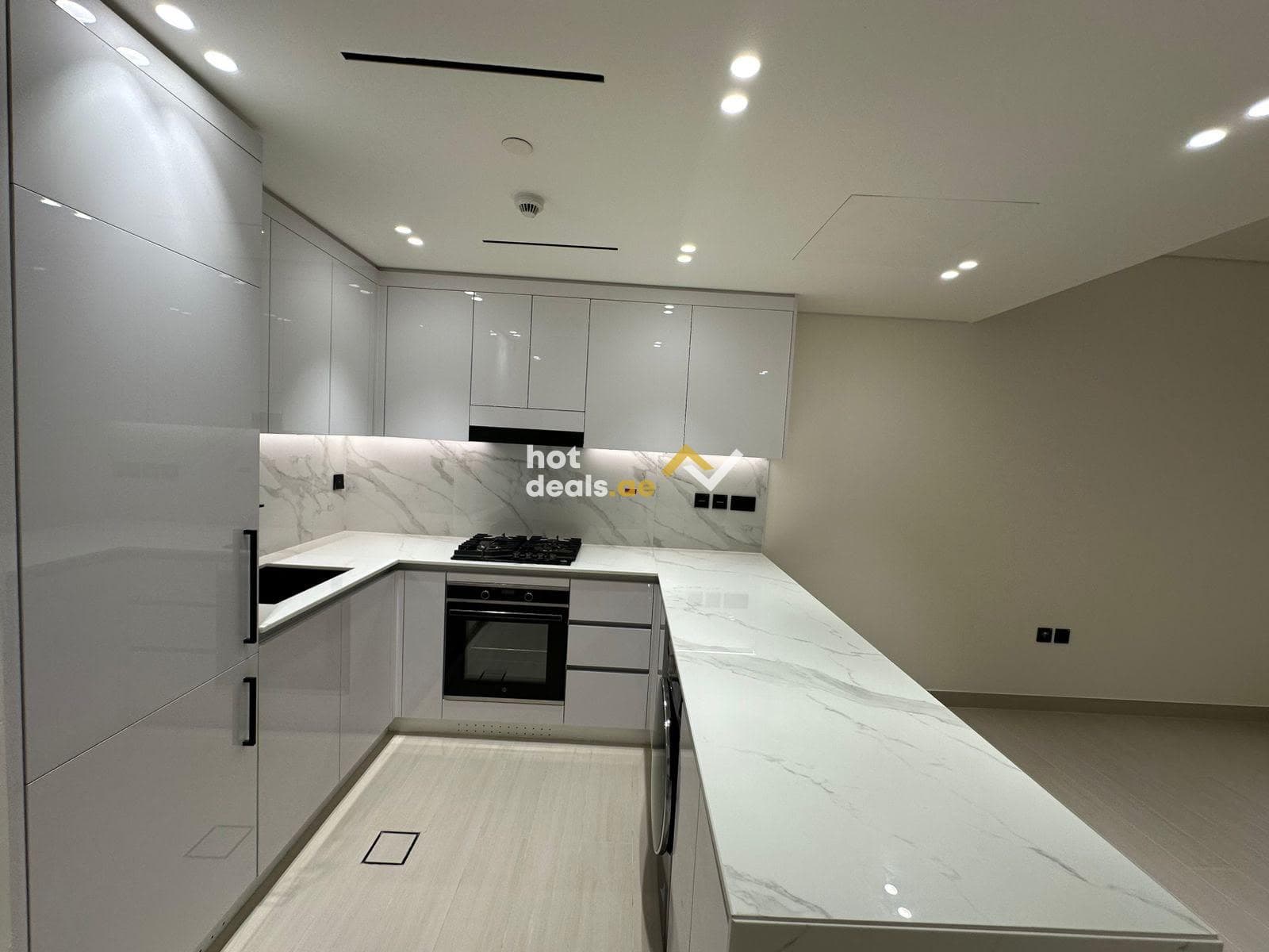 LARGE LAYOUT | SELLING AT OP | LOW FLOOR | BRIGHT