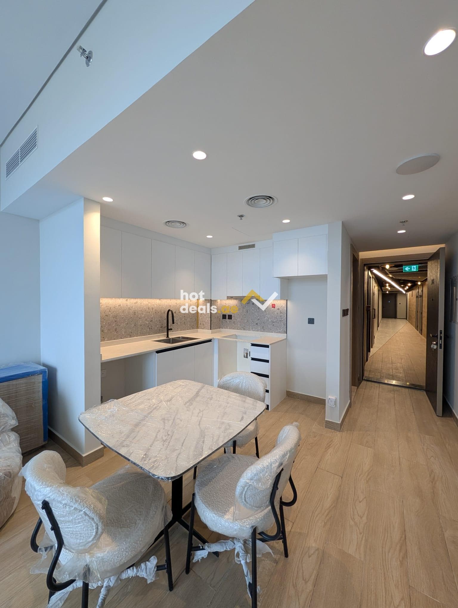 High Floor | Family | New | Near Park | School