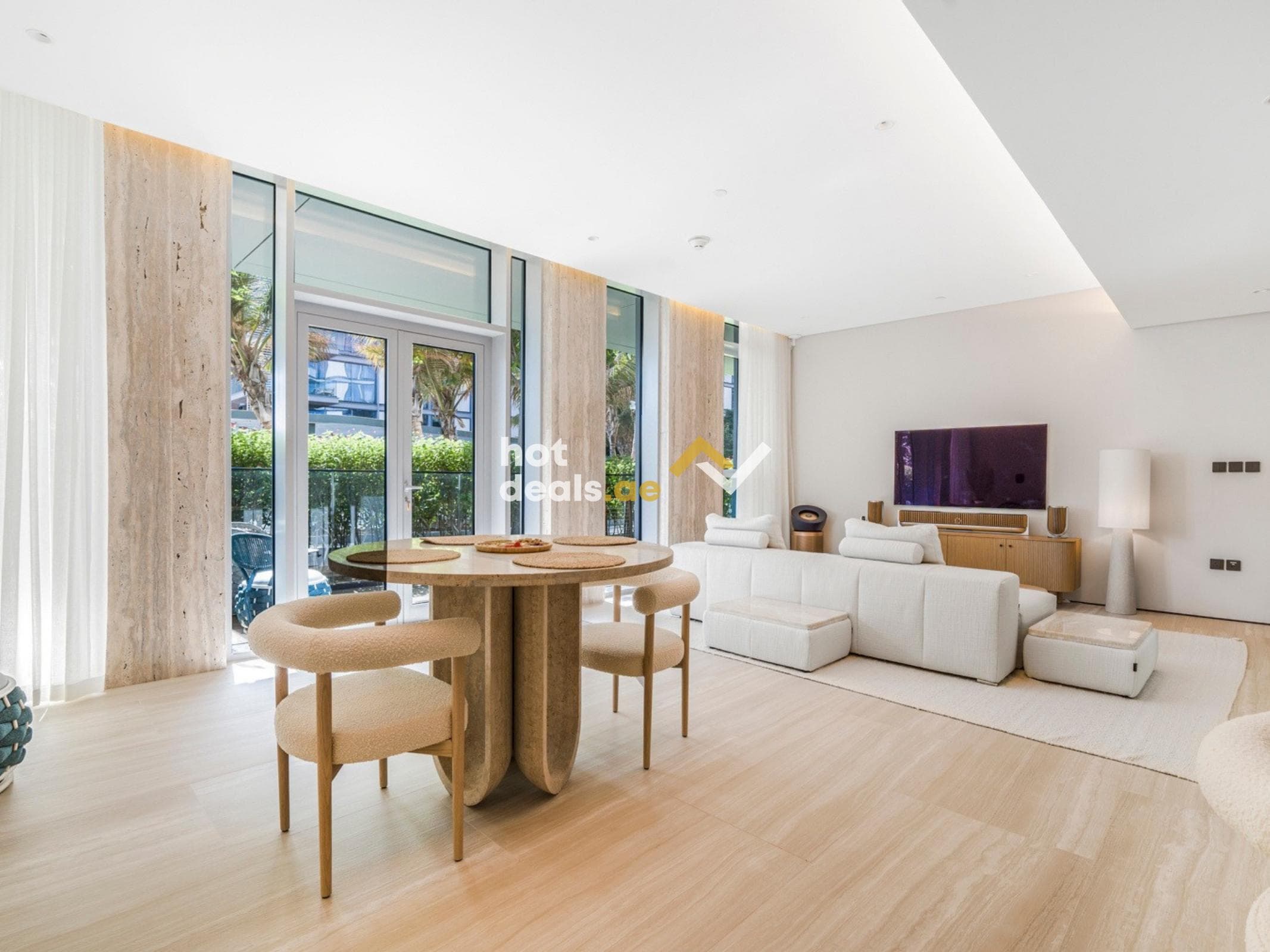Sea View | Vacant | Fully Upgraded | Spacious