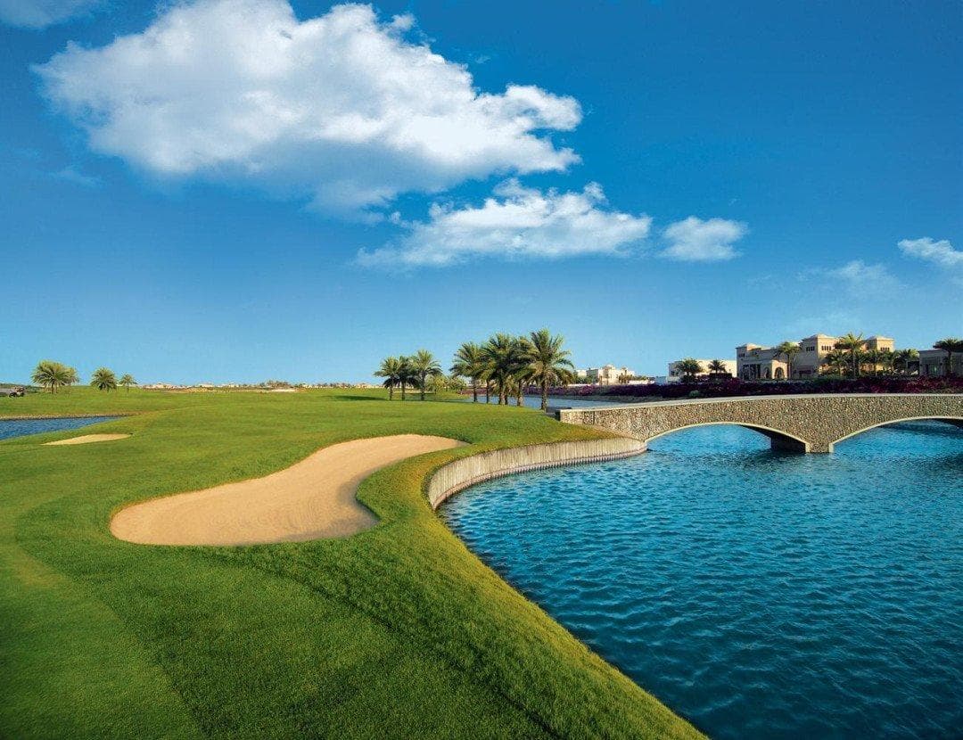 Golf Heights