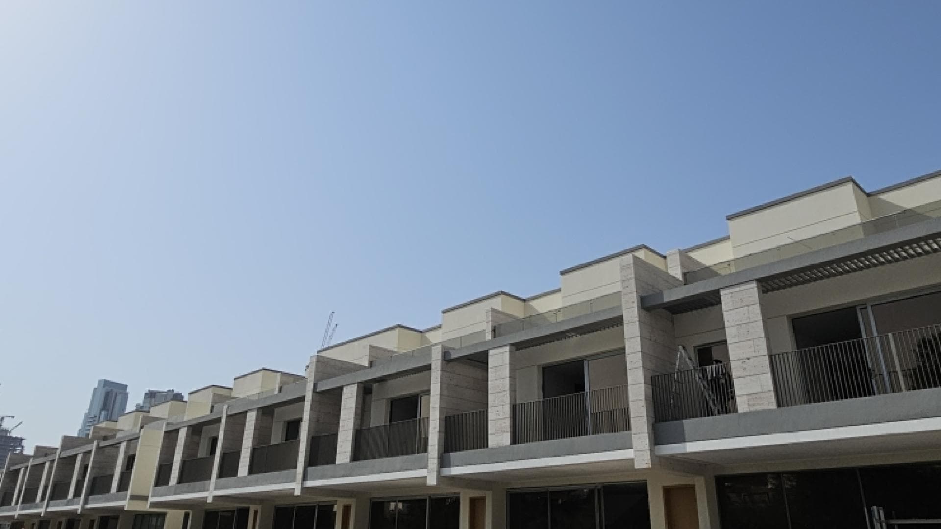 Le Parc Homes I