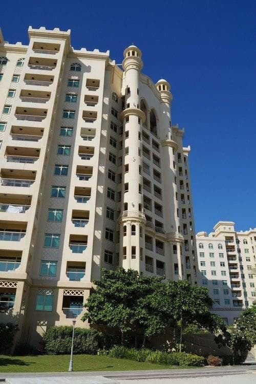 Al Anbara Shoreline Apartments