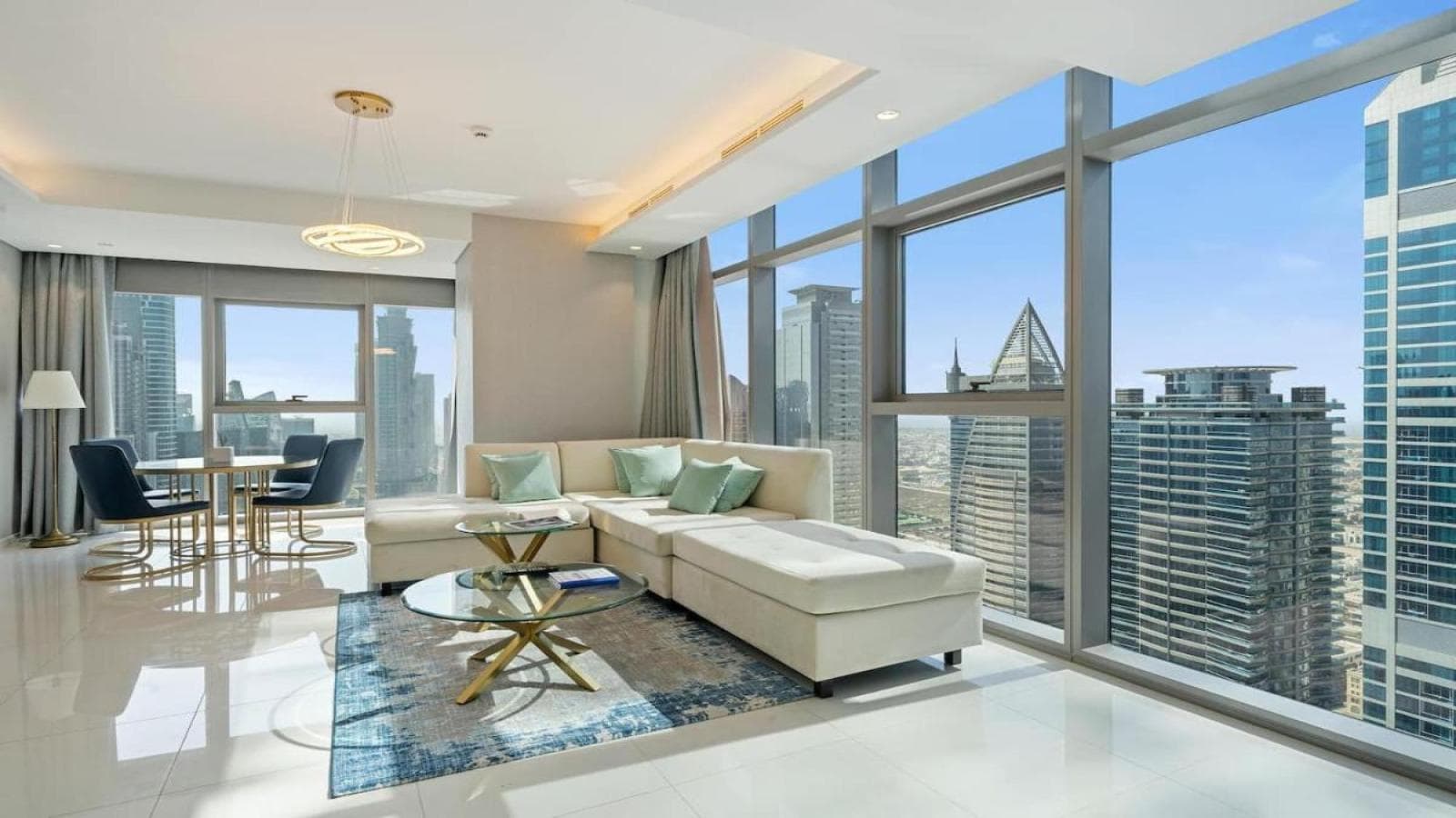 Paramount Tower Hotel & Residences
